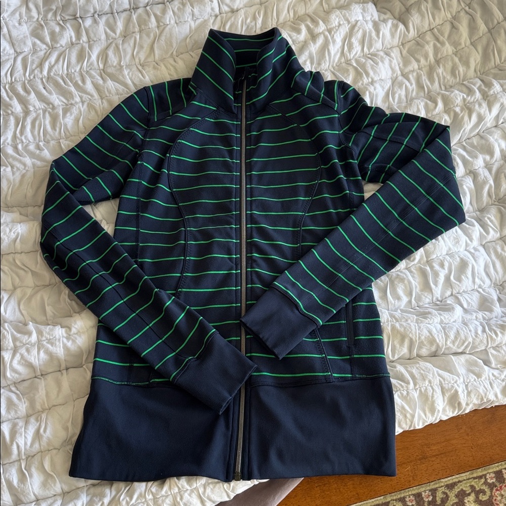 Lululemon Nice Asana Navy Green Stripe Jacket 8